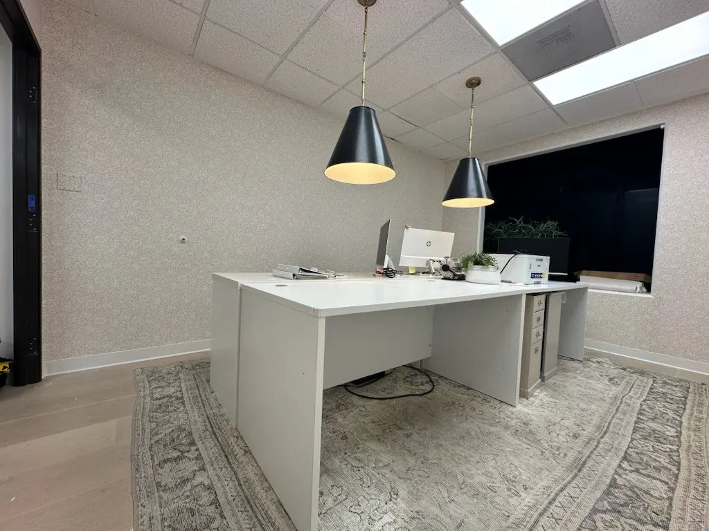 Coalinga café interior with textured wallcovering